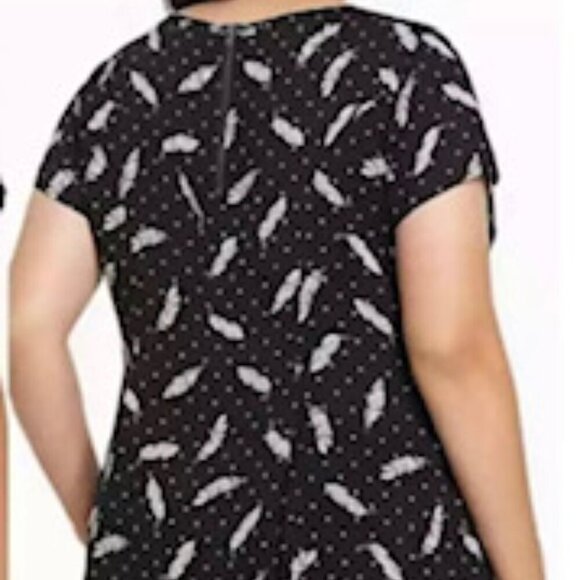 Torrid Zip-Back Feather and Polka Dot Black Short Sleeve Blouse – 3X - Picture 6 of 8
